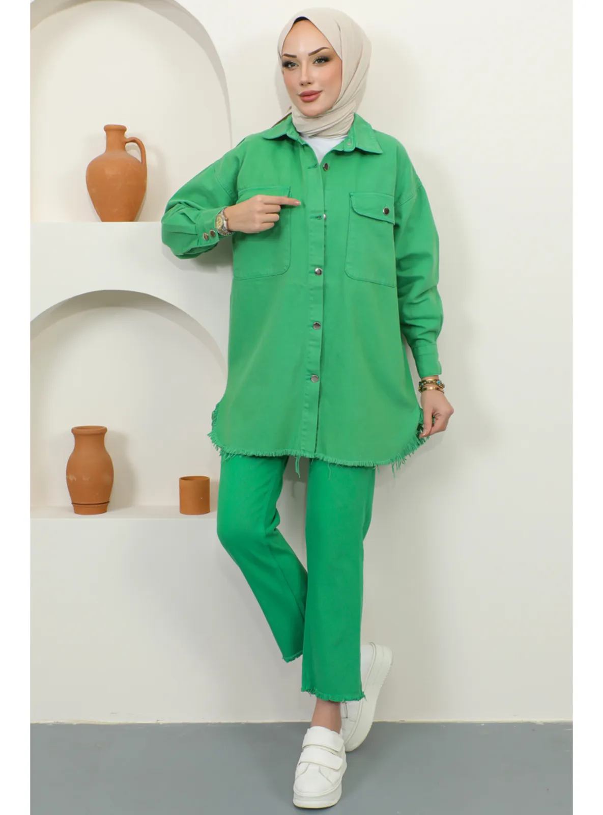 Green - Suit